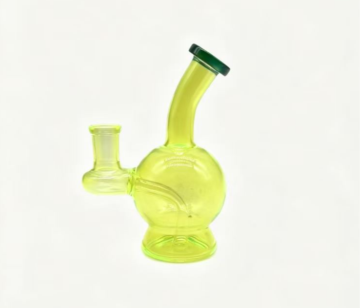 Fluorescent green glass ball, compact and easy to carry, with a strong grip feel, smooth and comfortable smoking.