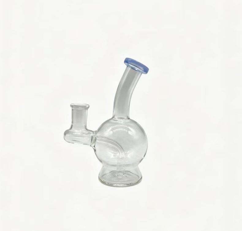 Transparent glass ball, compact and easy to carry, with a strong grip feel, smooth and comfortable smoking.